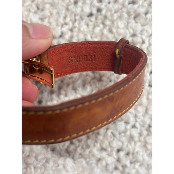 Louis Vuitton Monogram Leather Bracelet With Gold-Tone Floral Clasp - Picture 9 of 10